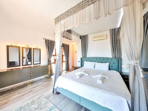 5 bedrooms, Internet - Villa mit Meerblick und privatem Pool by Interhome (Kalkan)