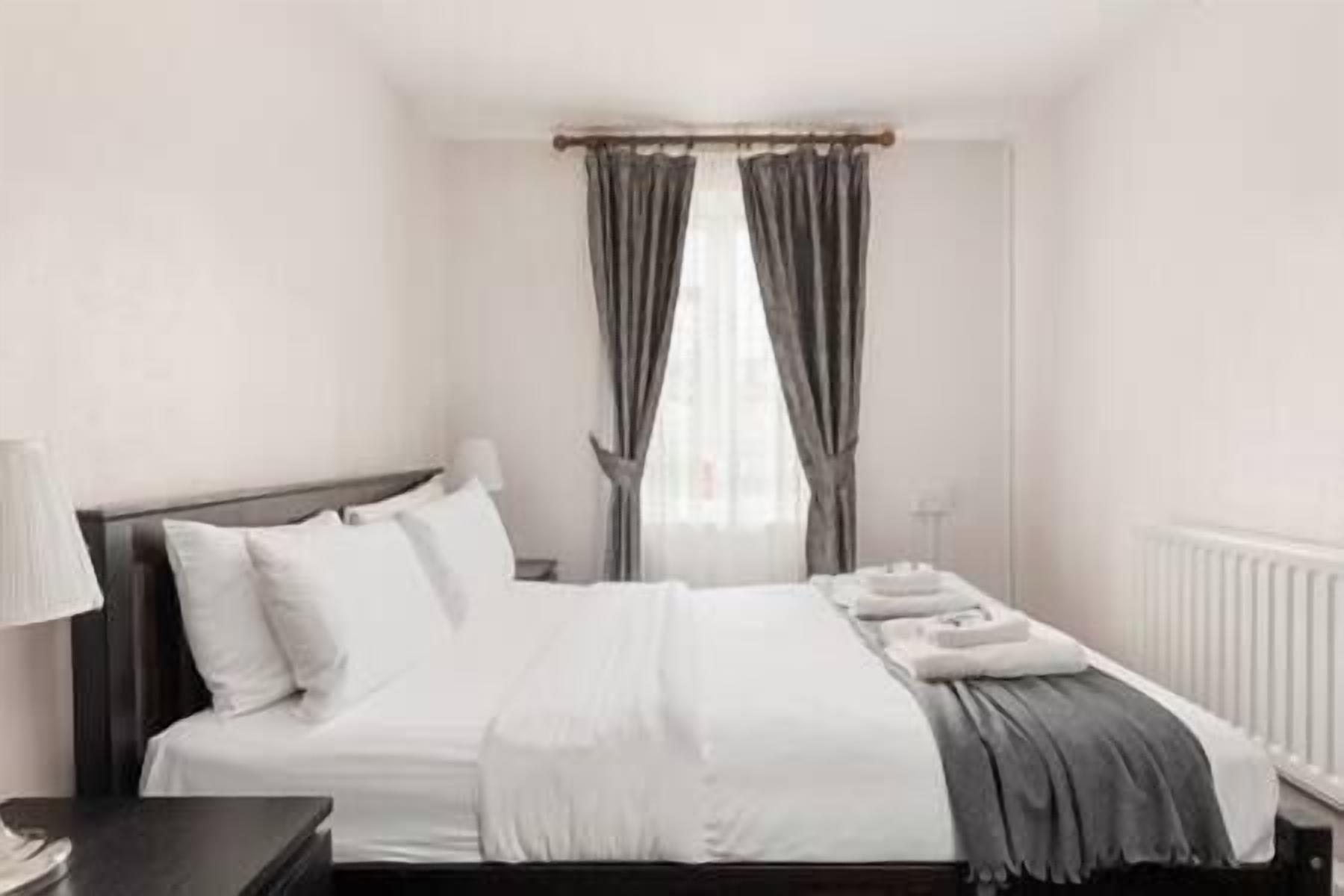 アイロン / アイロン台、WiFi、ベッドシーツ