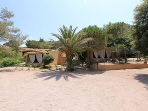Property grounds - Wohnung 'Rosa 3' mit Terrasse by Interhome (Costa Paradiso)