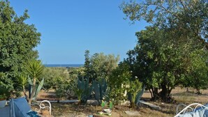 Unclassified image, 3 of 40, button - Moderne Ferienvilla bei Noto mit Meerblick und privatem Pool by Interhome (Calabernardo)