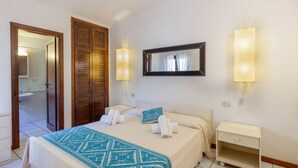 Room - 'Rosa 4 by Interhome (Costa Paradiso)