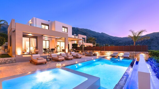 Pool - Villa "Minoas Grand" mit Blick auf das Wasser by Interhome (Georgioupoli)