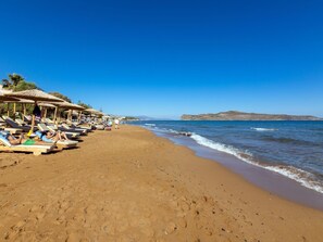 Beach - Beachfront Garden Villa by Interhome (Chania)