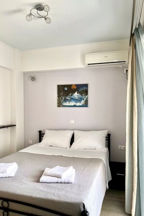 Internet - Beachfront Garden Villa by Interhome (Chania)