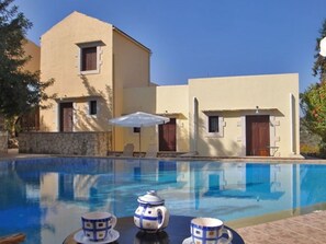Pool - Studio mit zwei Balkonen by Interhome (Almyrida)
