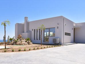Property grounds - "Villa Anthekleia" by Interhome (Agia Pelagia)