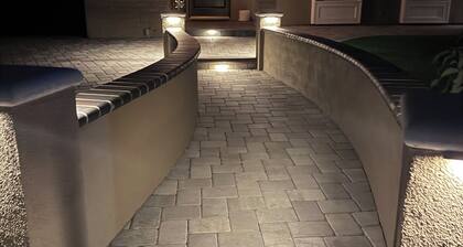 Luxury Single-Story Oasis - Private & New Remodel