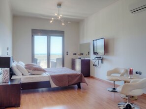 Internet - Luxuriöse, geräumige, private Villa mit sechs Schlafzimmern by Interhome (Faliraki)