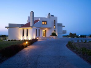 Exterior - Luxuriöse, geräumige, private Villa mit sechs Schlafzimmern by Interhome (Faliraki)