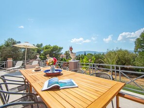Outdoor dining - Anwesen mit Garten, Grill und Terrasse by Interhome (Zakynthos (Stadt))