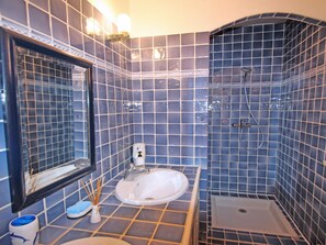Bathroom - Mazets du soleil 6 Pers - Privates Schwimmbad - WiFi by Interhome (Sainte Maxime)