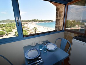 Dining - Le Provence Plage by Interhome (La Seyne sur Mer)