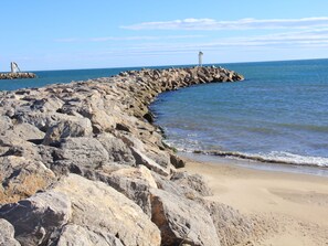 Beach - Maison Bleu by Interhome (Saint Pierre La Mer)