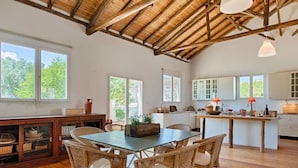 Unclassified image, 5 of 24, button - Ferienvilla mit Garten, Grill und Terrasse by Interhome (Silves)