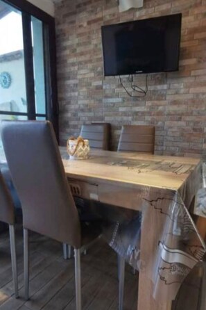 Dining - Wunderschönes freistehendes Haus by Interhome (Solanas)