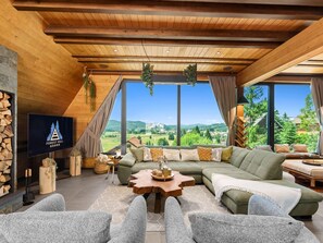 Televisión, chimenea