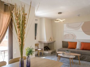Fernseher, Kamin