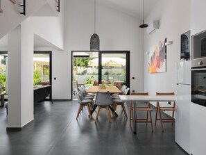 Ruokailu