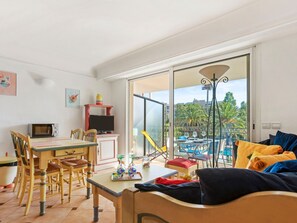 Unclassified image, 4 of 23, button - Cap Ferrat by Interhome (Sainte Maxime)