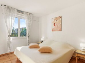 Unclassified image, 5 of 23, button - Cap Ferrat by Interhome (Sainte Maxime)