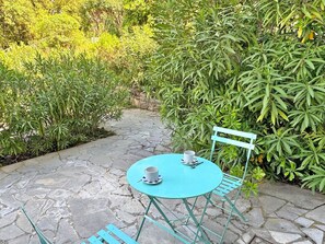 Outdoor dining - Appt T2 - 4 pers - Clim - Wifi - Piscine et tennis by Interhome (Sainte Maxime)
