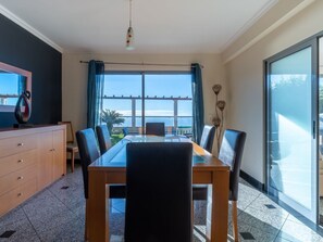 Dining - Schönes Haus in Monte mit privatem Parkplatz by Interhome (Madeira/Funchal)