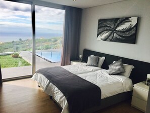 Internet - "Villa Pinheira III" by Interhome (Madeira/Calheta)