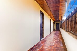 House | Property grounds - Hotel O Malavli Lonavala Hill View (Mawal)