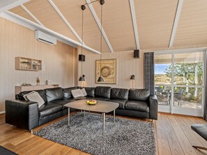 Fernseher, Kamin