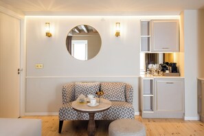 Classic Room | Interior - Villa Dorothea (Lisbon)