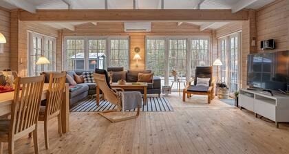 "Landrich" - from the sea by Interhome
