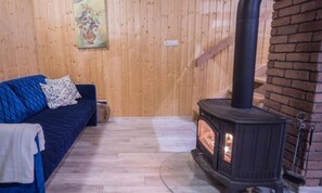 House | Living room - Holiday Home With Sauna, Jacuzzi and Private Pond (Lipusz)
