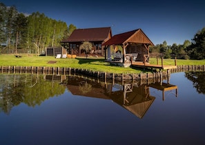 Exterior - Holiday Home With Sauna, Jacuzzi and Private Pond (Lipusz)