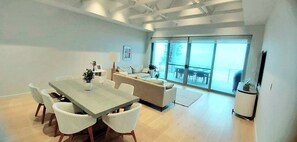 Leilighet, 3 soverom, tilgjengelighetstilpasset | Spisestue