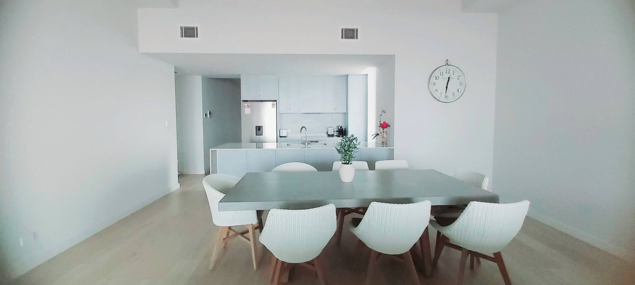 Apartment, 3 Bedrooms, Accessible | Dining room