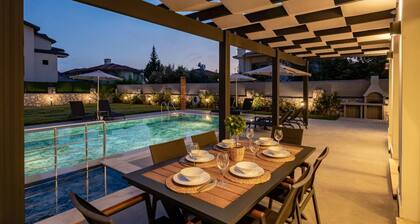 Tolle Villa in Ölüdeniz mit Kinderpool by Interhome