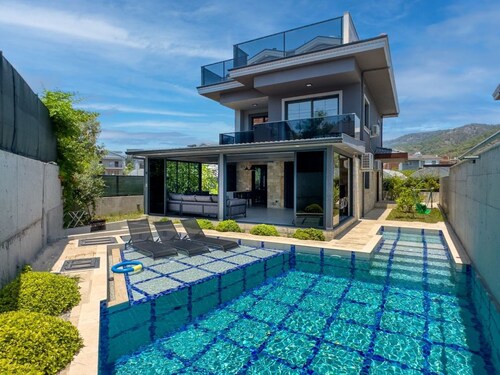 Große Villa in Fethiye Ciftlik by Interhome