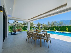 Outdoor dining - Villa in der Natur by Interhome (Ölüdeniz)