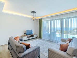 TV - Villa mit Infinity in Fethiye Faralya by Interhome (Ölüdeniz)