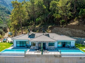 Exterior - Villa mit Infinity in Fethiye Faralya by Interhome (Ölüdeniz)
