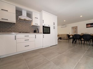 Fridge, oven, dishwasher, cookware/dishes/utensils - Yasemin by Interhome (Ölüdeniz)