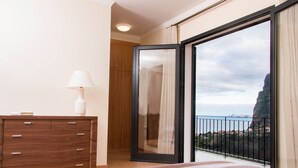 Room - Elegantes Haus in Santana mit Garten und Grill by Interhome (Santana (Madeira))