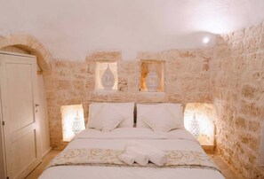 3 bedrooms, iron/ironing board, WiFi, bed sheets - Villa Wei with private pool in Ostuni | TIPICO Collection (Ostuni)