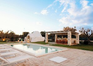 Pool - Villa Wei with private pool in Ostuni | TIPICO Collection (Ostuni)