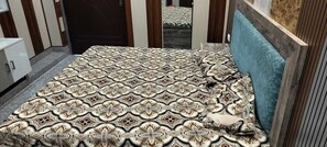 Chambre Luxe | Lits pliants/supplémentaires, Wi-Fi gratuit, draps fournis