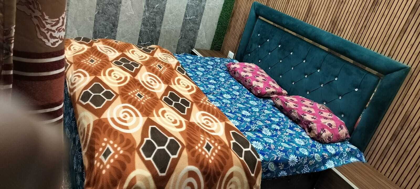 Luxury Room | Rollaway beds, free WiFi, bed sheets