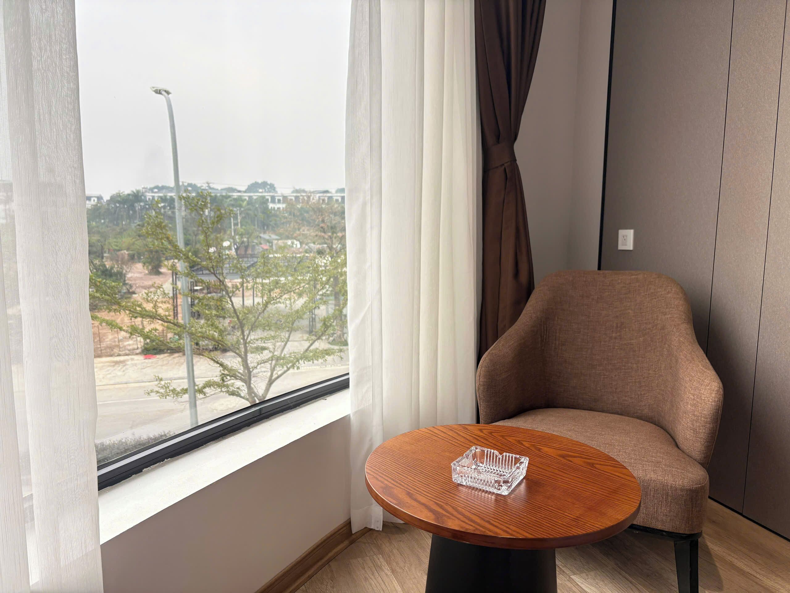 Basic Double Room Single Use, City View | Interior
