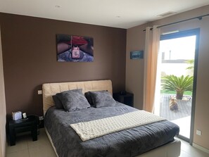 4 Schlafzimmer, Internetzugang, Bettwäsche