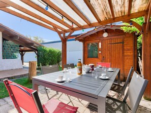 Outdoor dining - swimmingpool - Strand - Geschäfte by Interhome (Andernos)