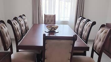 Huis, 5 slaapkamers | Dineerruimte